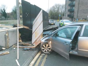 Supporting image for story: Driver jailed after pretending to be undercover police officer following crash