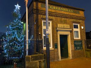 Supporting image for story: Arsonist burgled funeral home to steal dead woman's mink coat 'to look nice for men'