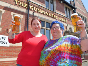 Supporting image for story: Sisters take over Wolverhampton pub where they worked as barmaids