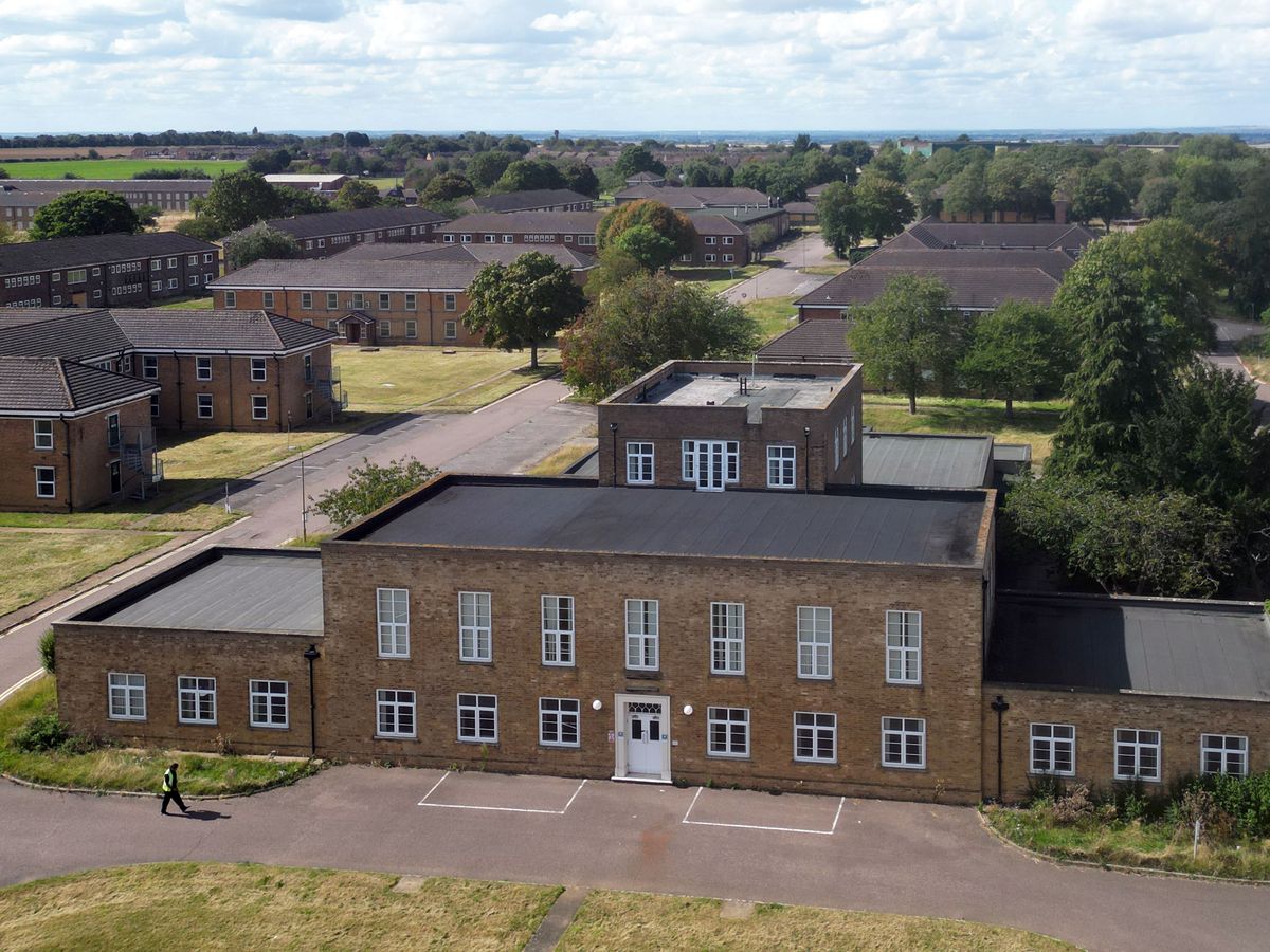 RAF Scampton unsuitable for asylum use and must have ‘positive’ future – council RAF Scampton unsuitable for asylum use and must have ‘positive’ future – council
