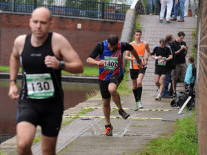 Supporting image for story: Black Country Half Marathon sees 1,000 runners