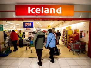 Supporting image for story: Iceland to offer customers £1 reward for reporting shoplifters