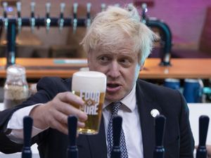 Supporting image for story: Boris Johnson pays Covid fine and apologises for lockdown breach