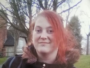 Supporting image for story: Medics 'did not neglect mother' who died after blood clot