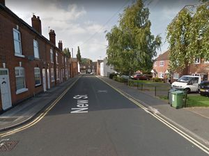 Supporting image for story: Woman threatened with scissors in Walsall attempted carjacking