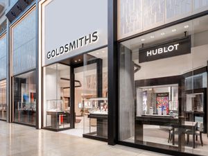 Supporting image for story: Jeweller opens luxury showroom in Birmingham