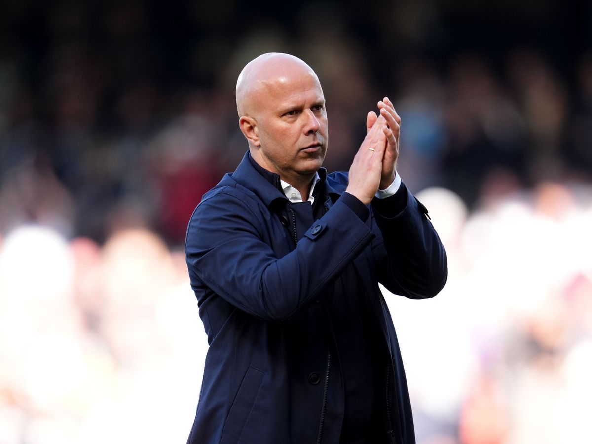 Arne Slot shocked by errors as Liverpool’s Premier League run ends at Fulham