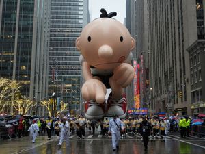 Supporting image for story: In Pictures: Big balloons, rain and protesters at Macy’s Thanksgiving Parade