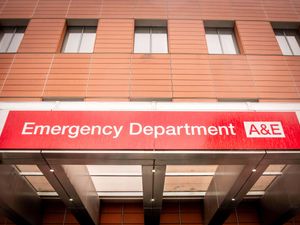 Supporting image for story: What the latest NHS hospital figures for England show