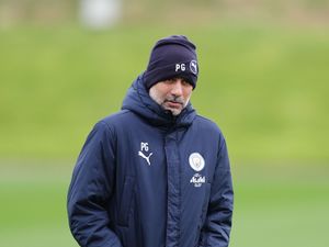 Supporting image for story: Pep Guardiola urges Man City to stay true to their identity in Champions League