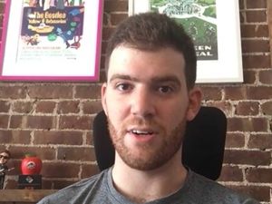 Supporting image for story: Influencer calls for direct donations to Ukraine through Airbnb bookings