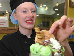 Supporting image for story: Black Country dessert chain opening new shop in West Bromwich