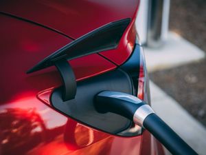 Supporting image for story: UK-first EV energy tariff and charging cost comparison site launched