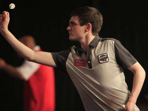 Supporting image for story: Matthew Dennant battles on PDC Pro Tour
