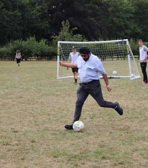 Warinder Juss MP getting involved in the game