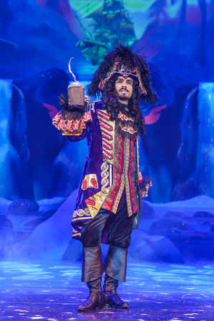 Danny Mac as the most evil Captain Hook!