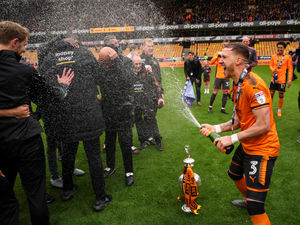 Supporting image for story: Wolves accept Leeds bid for Barry Douglas