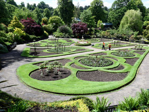 Supporting image for story: Shrewsbury wins Heart of England in Bloom competition plus two other awards