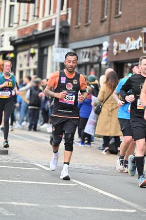 Andy Sahota running in Manchester Marathon