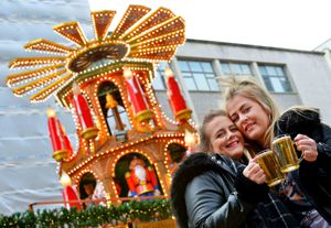 Cheers! Amy Hampton and Colleen West from Kings Heath 