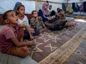 Supporting image for story: WHO announces limited pauses in Gaza fighting to allow for polio vaccinations