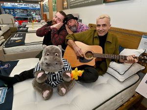 Supporting image for story: 'The audience have permission to drop off!' Folk musician to perform 'horizontal' concert in Brierley Hill bed shop