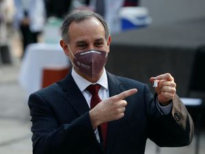 Supporting image for story: Mexico approves AstraZeneca vaccine for emergency use