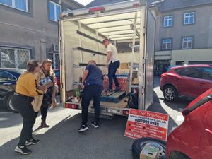 Supporting image for story: Ex-marine back in Wolverhampton after Ukraine mercy trip 