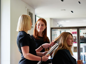 Supporting image for story: Time to cash in on apprentices and build for future, says colleges group