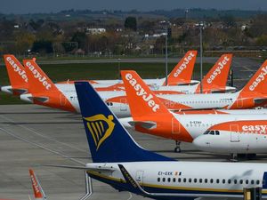 Supporting image for story: Aviation regulator calls for new powers to tackle airlines over refund delays