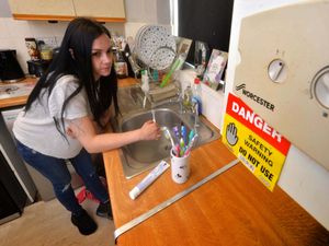 Supporting image for story: 'Too many children': Single mother of six is told no to emergency housing