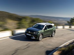 Supporting image for story: Citroen C3 Aircross goes on sale priced from £20,240