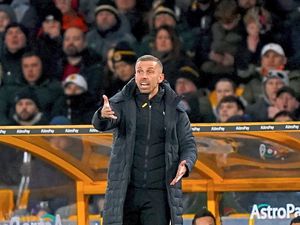 Supporting image for story: Gary O'Neil explains his tough decision to drop Wolves midfielder