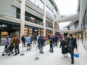 Supporting image for story: Retail sales recovery slows further in September as consumer confidence wanes