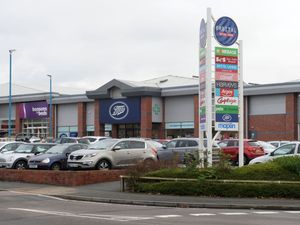 Supporting image for story: Burglars armed with axe smash their way into supermarket but fail to open tills