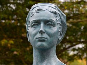 Supporting image for story: Statue of Jane Austen unveiled to mark 250th anniversary of her birth
