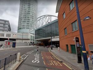 Supporting image for story: Birmingham flat fire closes tunnel by Bullring shopping centre