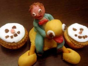 Supporting image for story: Bernie Clifton - in mince pie form
