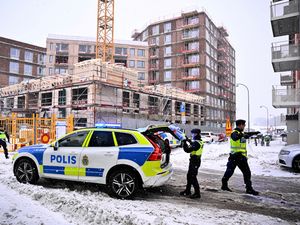Supporting image for story: Missing nuts and bolts caused deadly construction elevator accident in Sweden