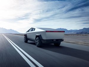 Supporting image for story: Tesla sees record profit in 2021 but Cybertruck delayed again