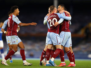 Supporting image for story: Everton 1 Aston Villa 2 - Report