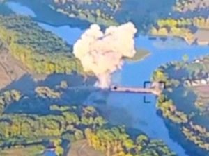 Supporting image for story: Russia says Ukraine has destroyed or damaged all three bridges over Seim River