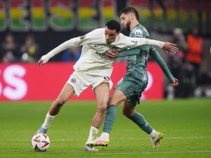 Supporting image for story: Liverpool close in on deal to sign Eintracht Frankfurt striker Hugo Ekitike