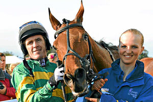 Supporting image for story: Tony McCoy back with Ludlow win