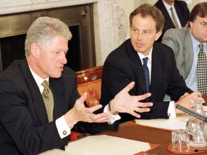 Supporting image for story: Clinton and Blair ‘taken aback’ that decommissioning would miss GFA deadline
