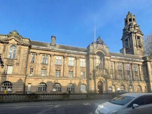 Supporting image for story: New pay grades for bosses at Walsall Council approved
