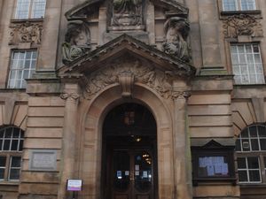 Supporting image for story: Almost a dozen Walsall councillors 'yet to complete criminal record checks'