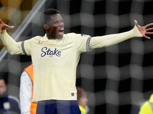 Supporting image for story: Thierno Barry on target as Everton dent Aston Villa’s Premier League title hopes