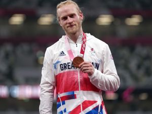 Supporting image for story: Jonnie Peacock piles pressure on his rivals as he targets a third Paralympic title