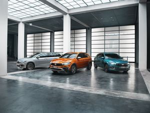 Supporting image for story: Prices announced for updated Fiat Tipo and Tipo Cross